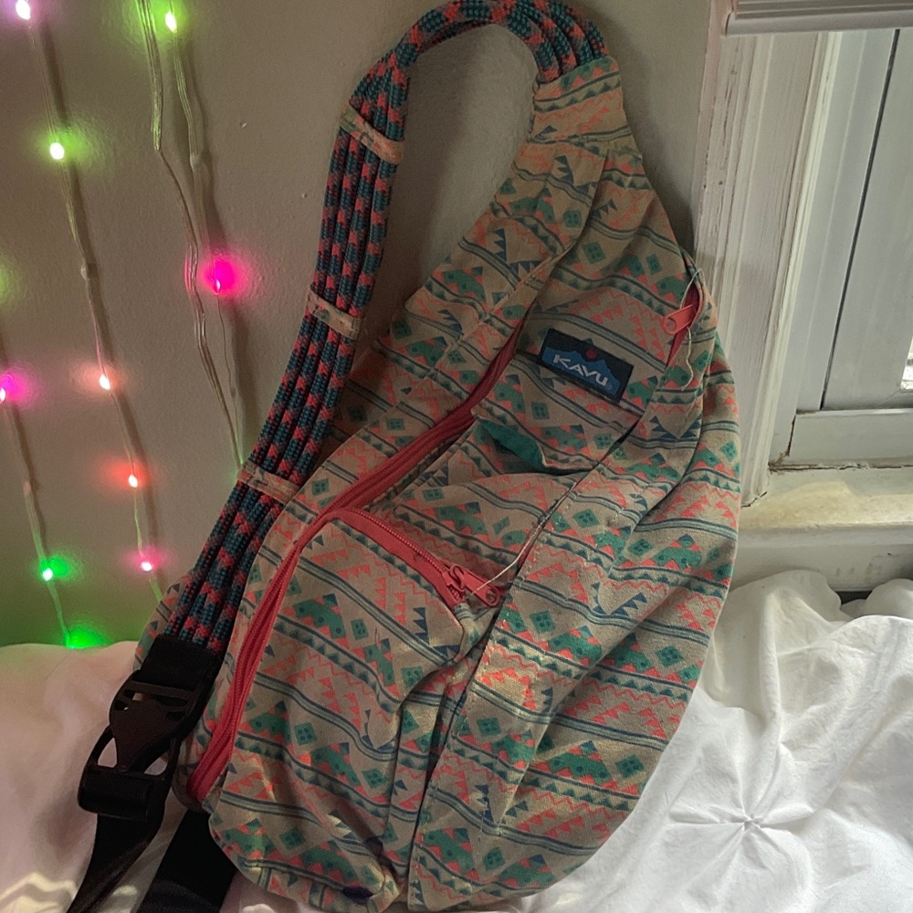KAVU SLING BAG